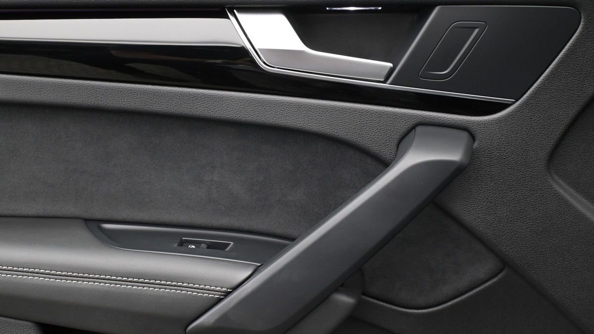 Audi Q5 Image 13