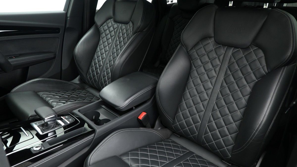 Audi Q5 Image 4