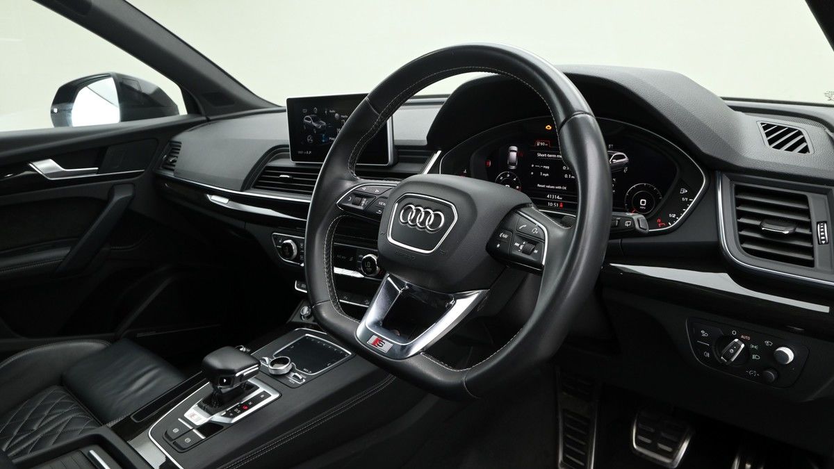 Audi SQ5 Image 3