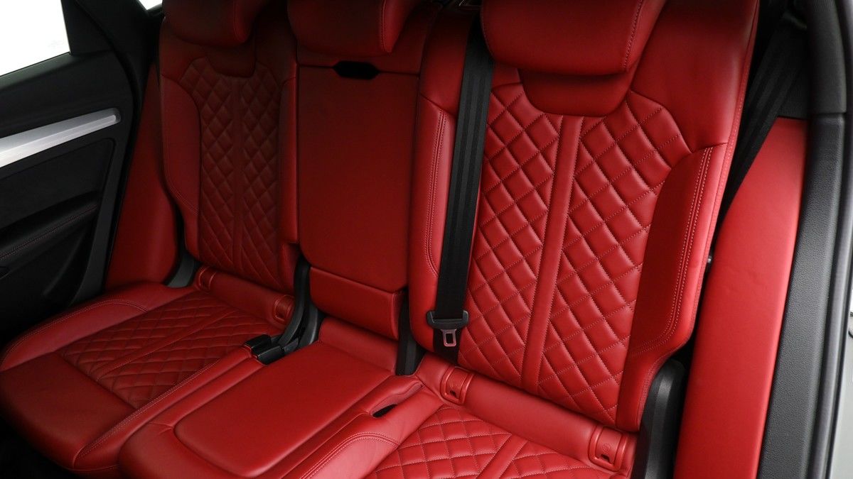 Audi SQ5 Image 4
