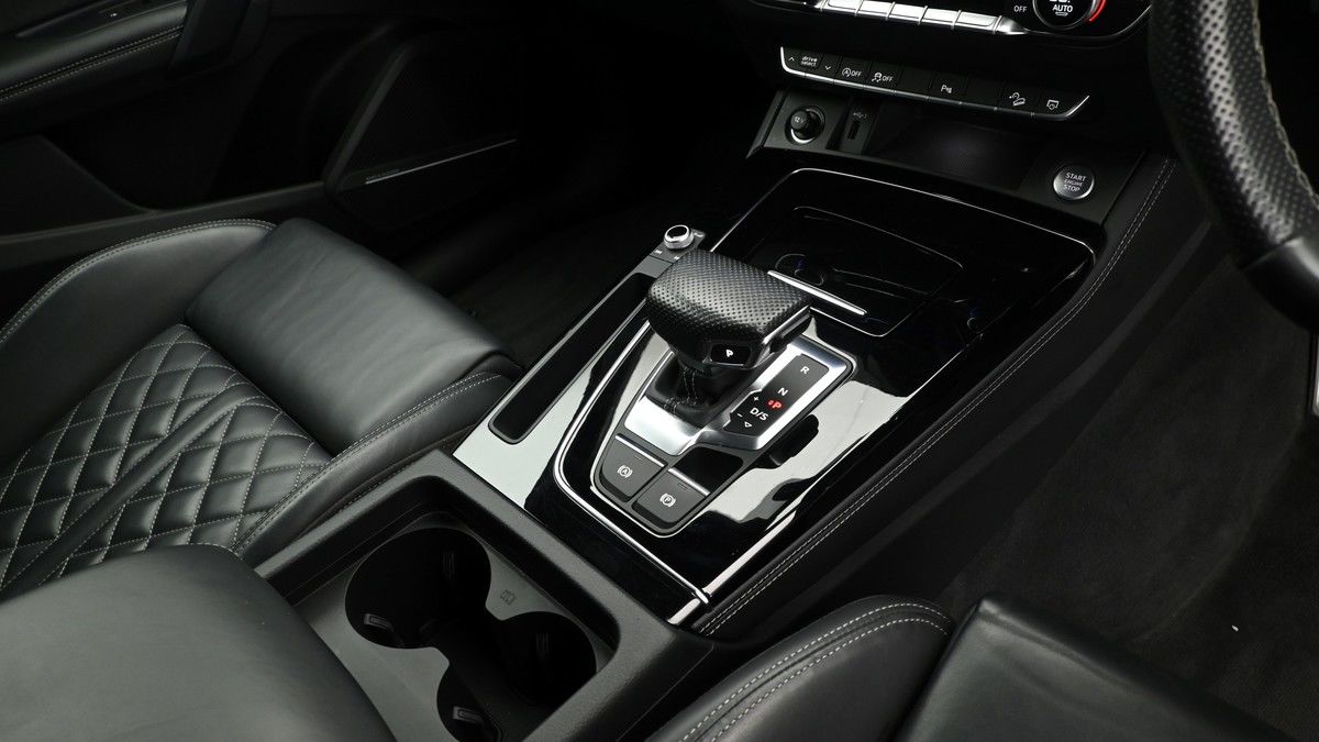 Audi Q5 Image 2