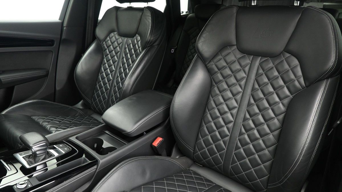 Audi Q5 Image 4