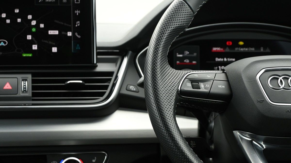 Audi Q5 Image 14