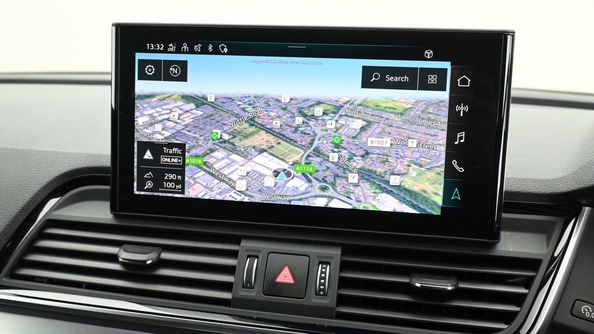 Audi SQ5 Image 11