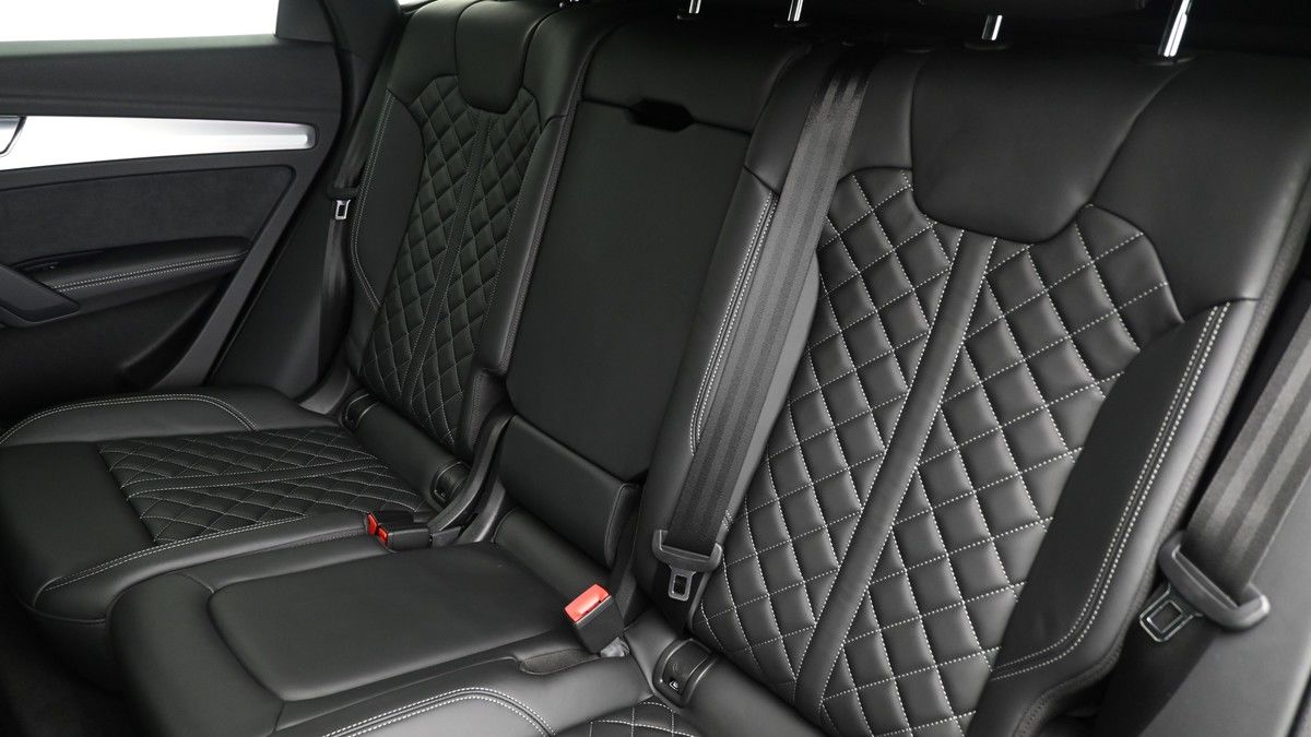 Audi SQ5 Image 5