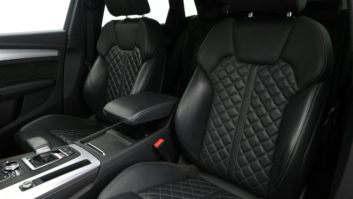 Audi SQ5 Image