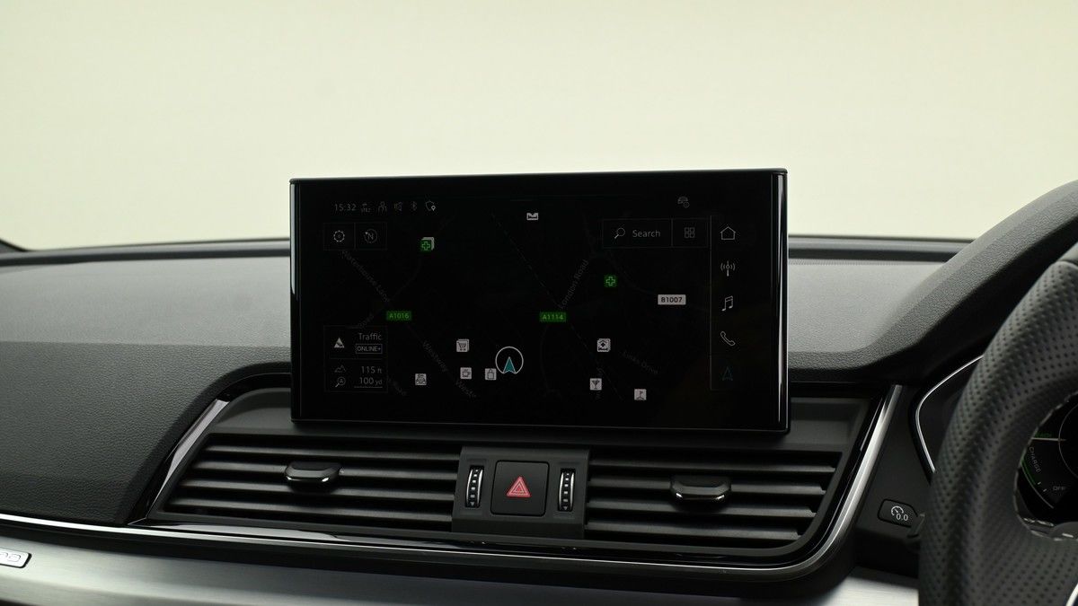 Audi Q5 Image 10