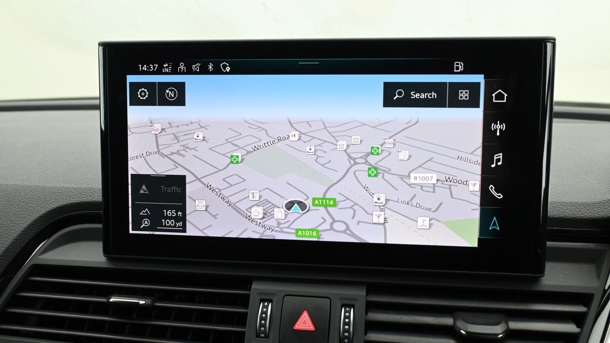 Audi Q5 Image 10
