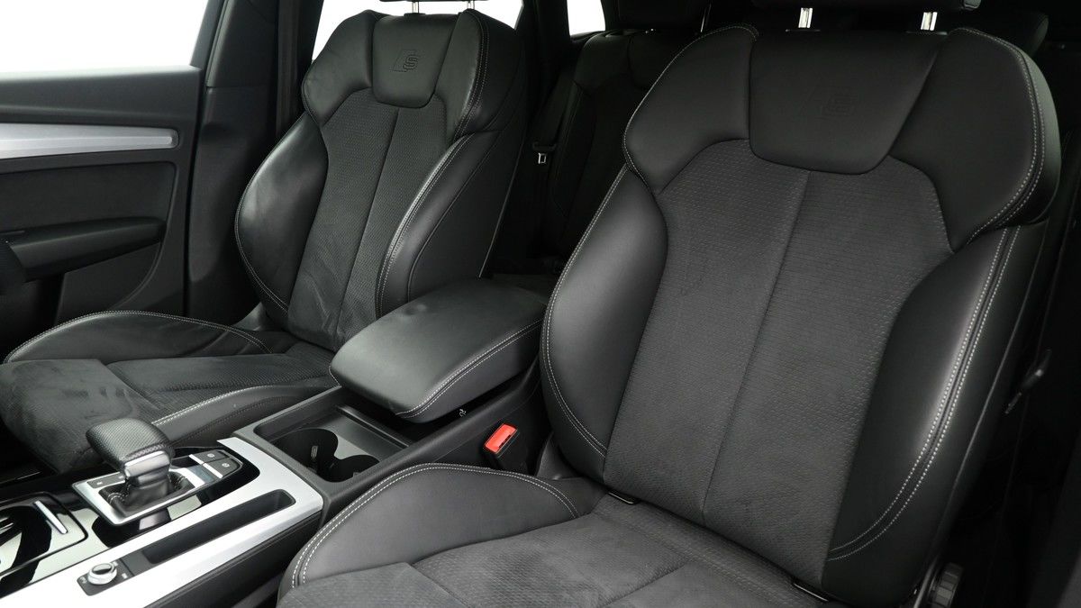 Audi Q5 Image 3