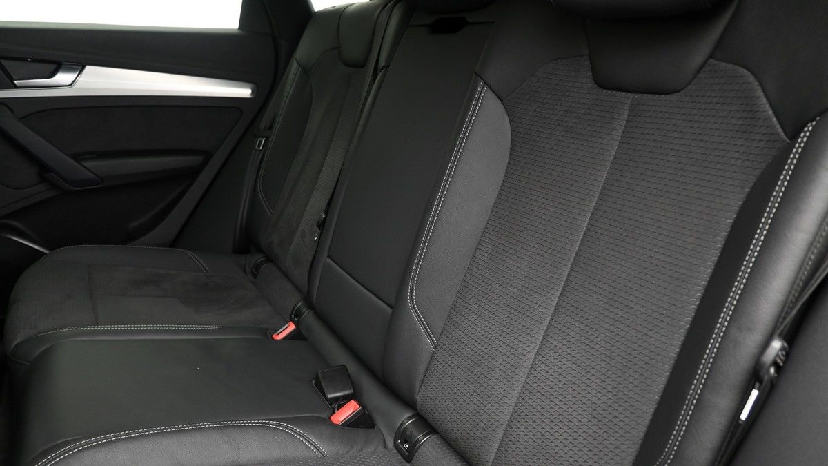 Audi Q5 Image 4