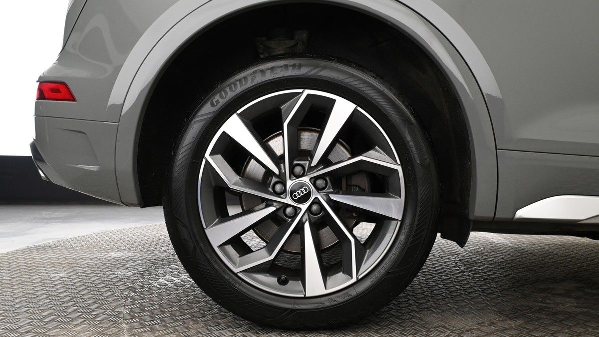 Audi Q5 Image 8