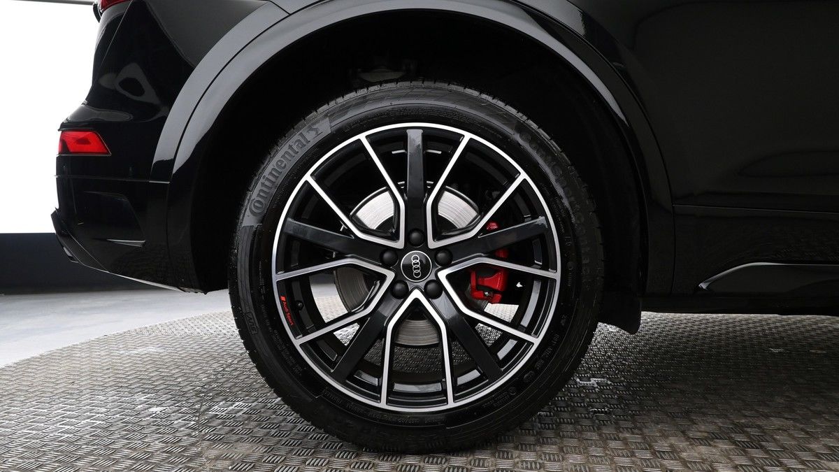 Audi Q5 Image 8