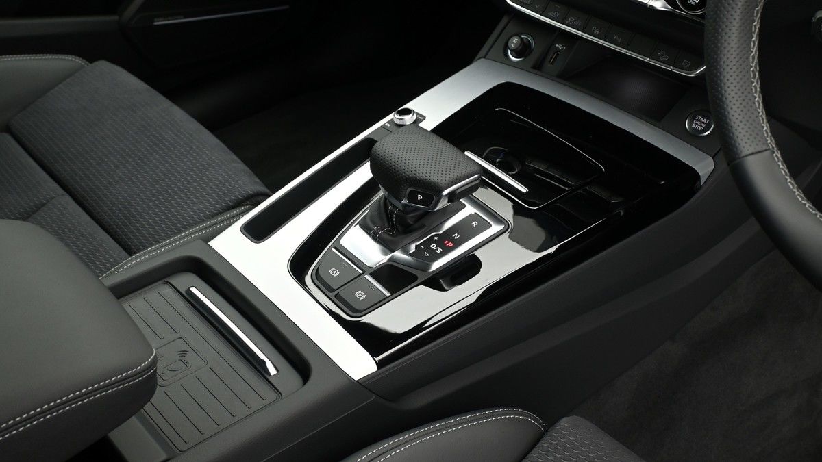 Audi Q5 Image 2