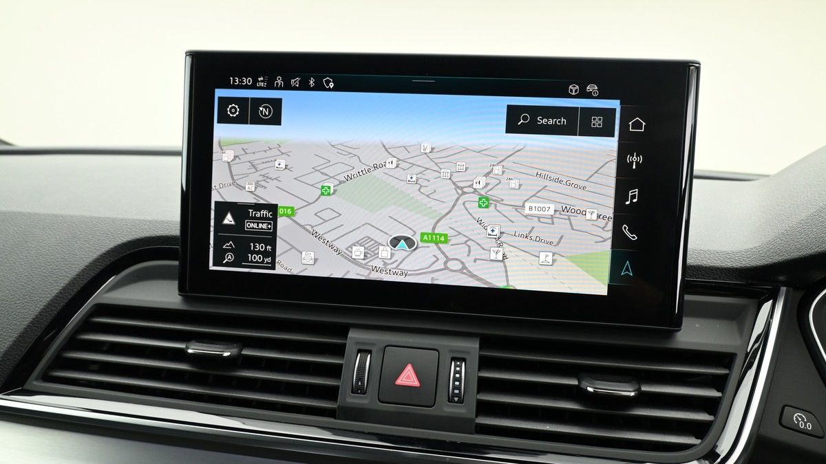 Audi Q5 Image 11