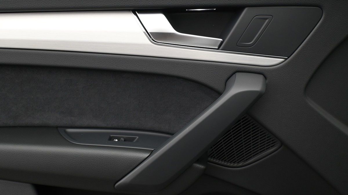 Audi Q5 Image 13