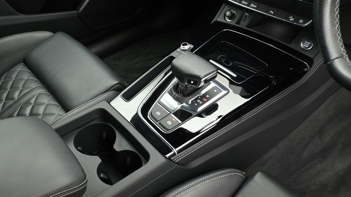 Audi Q5 Image 2