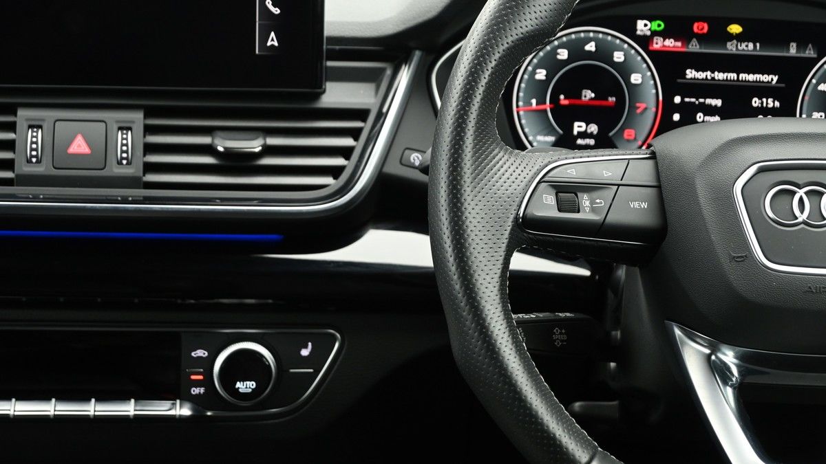Audi Q5 Image 15