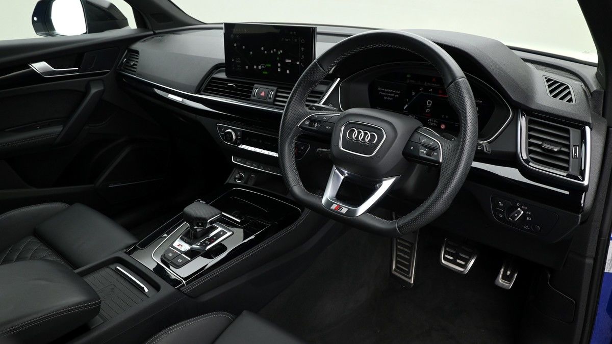 Audi SQ5 Image 2
