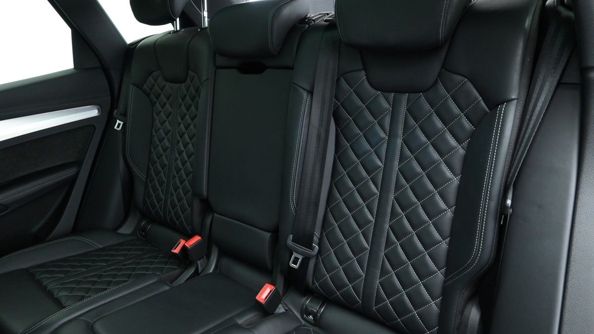 Audi SQ5 Image 5