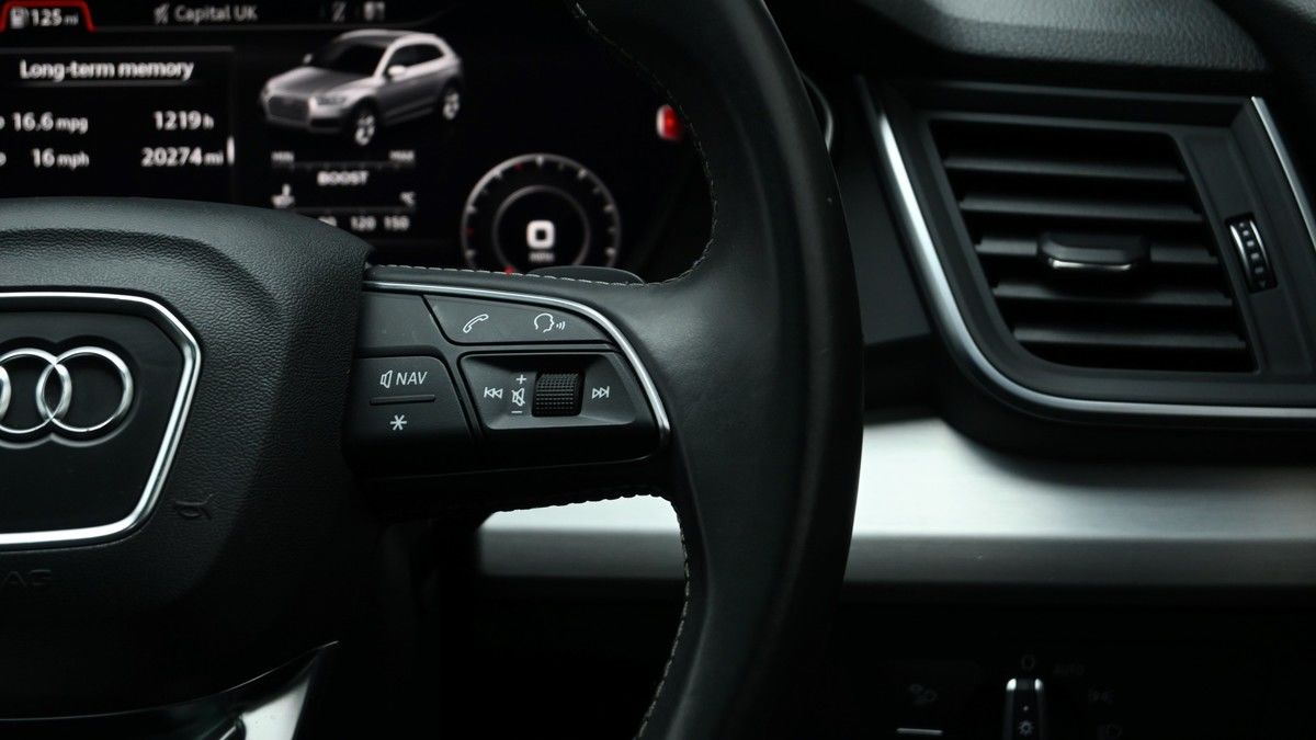 Audi SQ5 Image 16