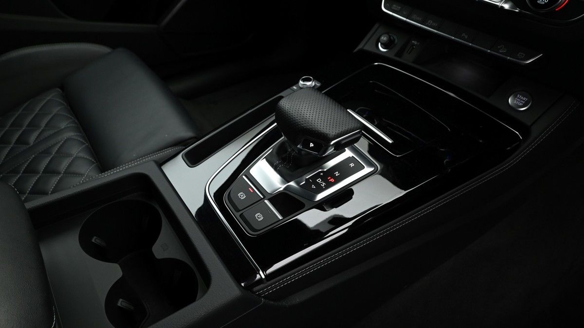 Audi Q5 Image 2