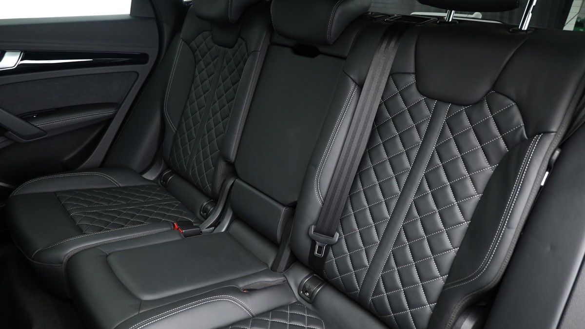 Audi Q5 Image 5