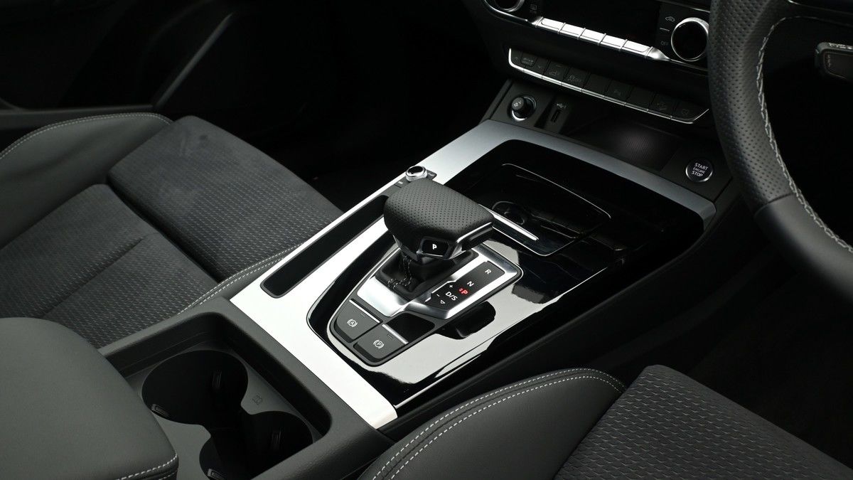 Audi Q5 Image 2