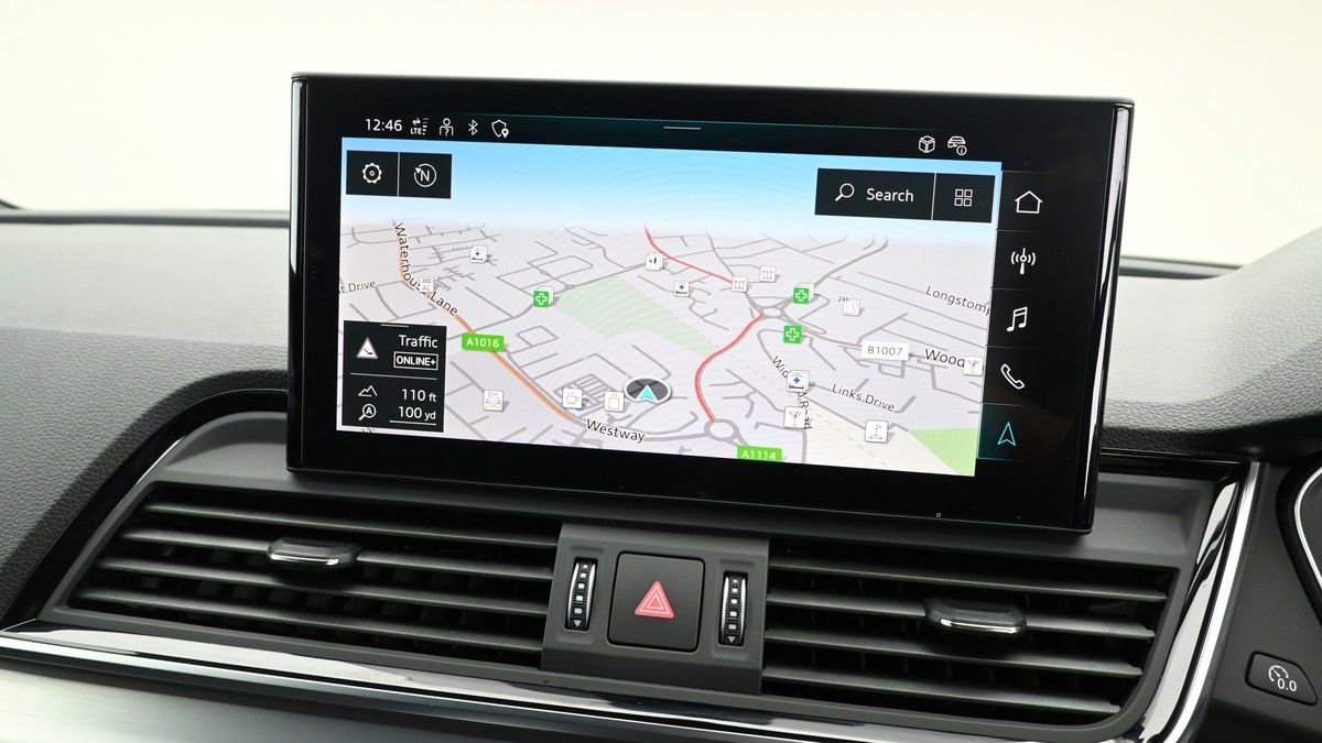 Audi Q5 Image 11