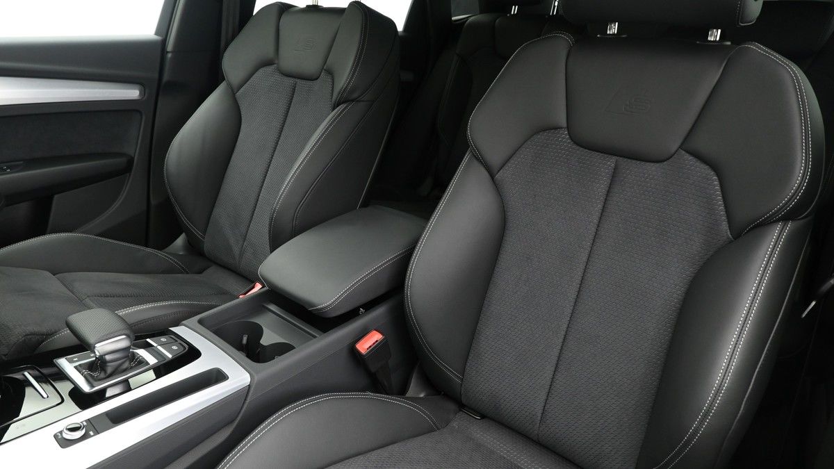 Audi Q5 Image 4