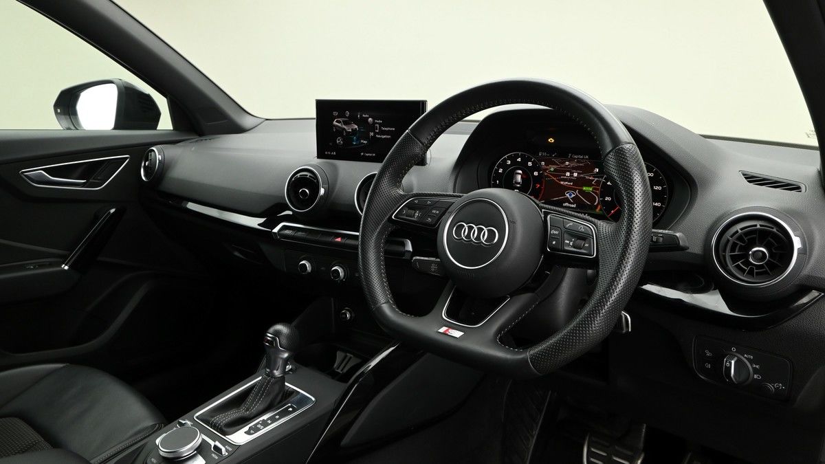 Audi Q2 Image 3
