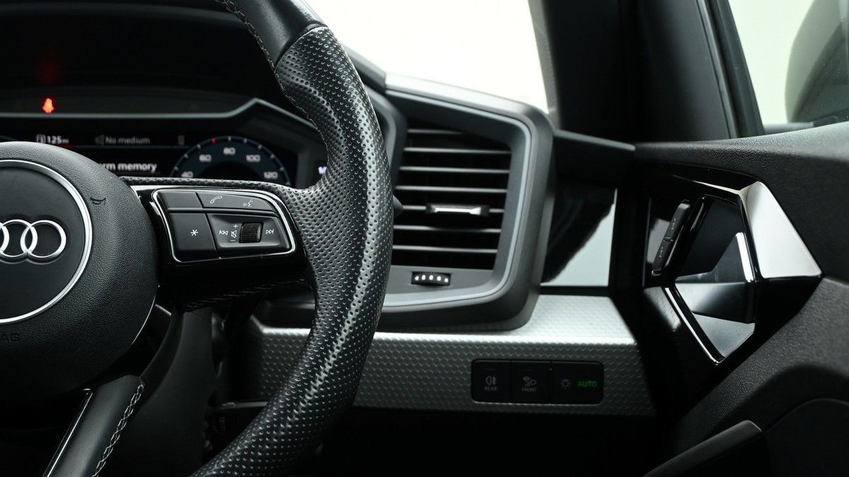 Audi A1 Image 15