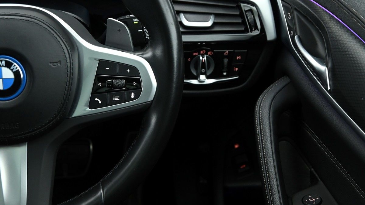 BMW 5 Series Image 16