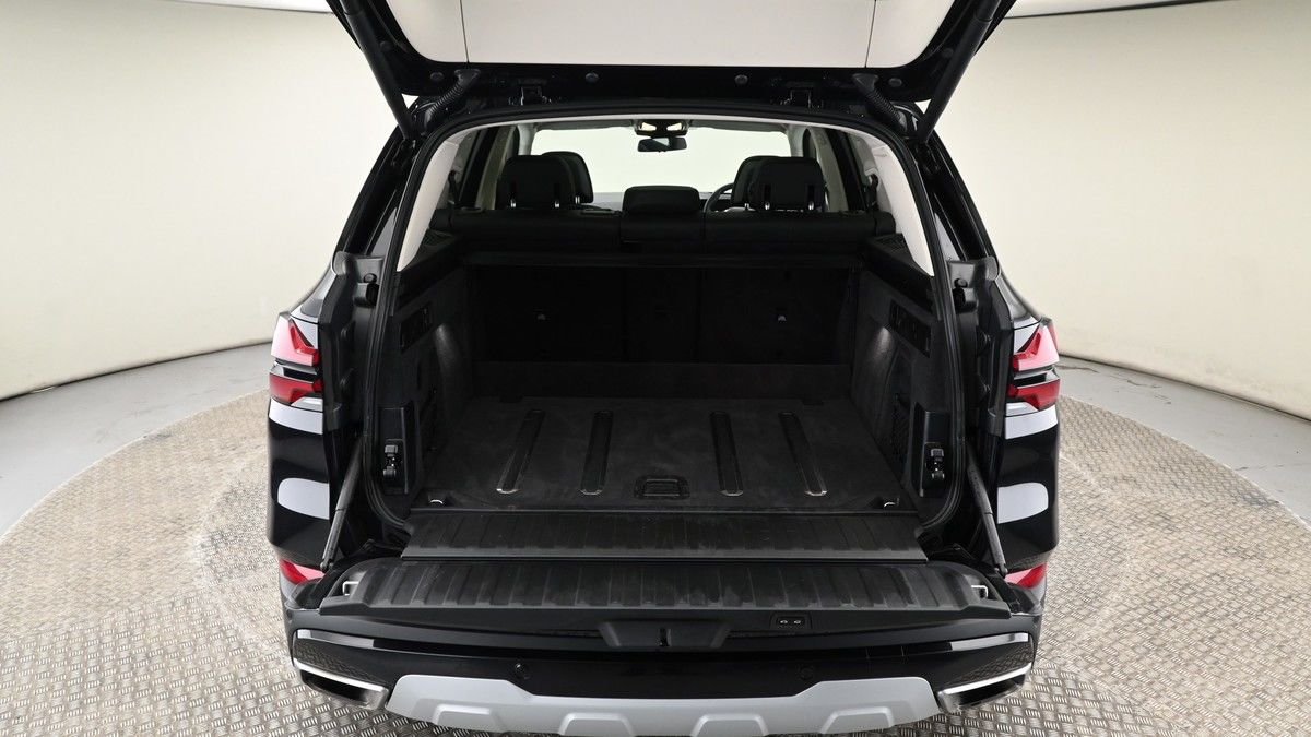 BMW X5 Image 10