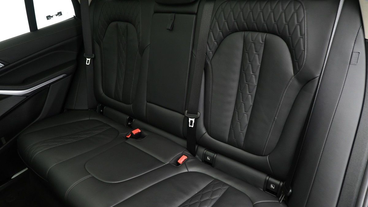 BMW X5 Image 5