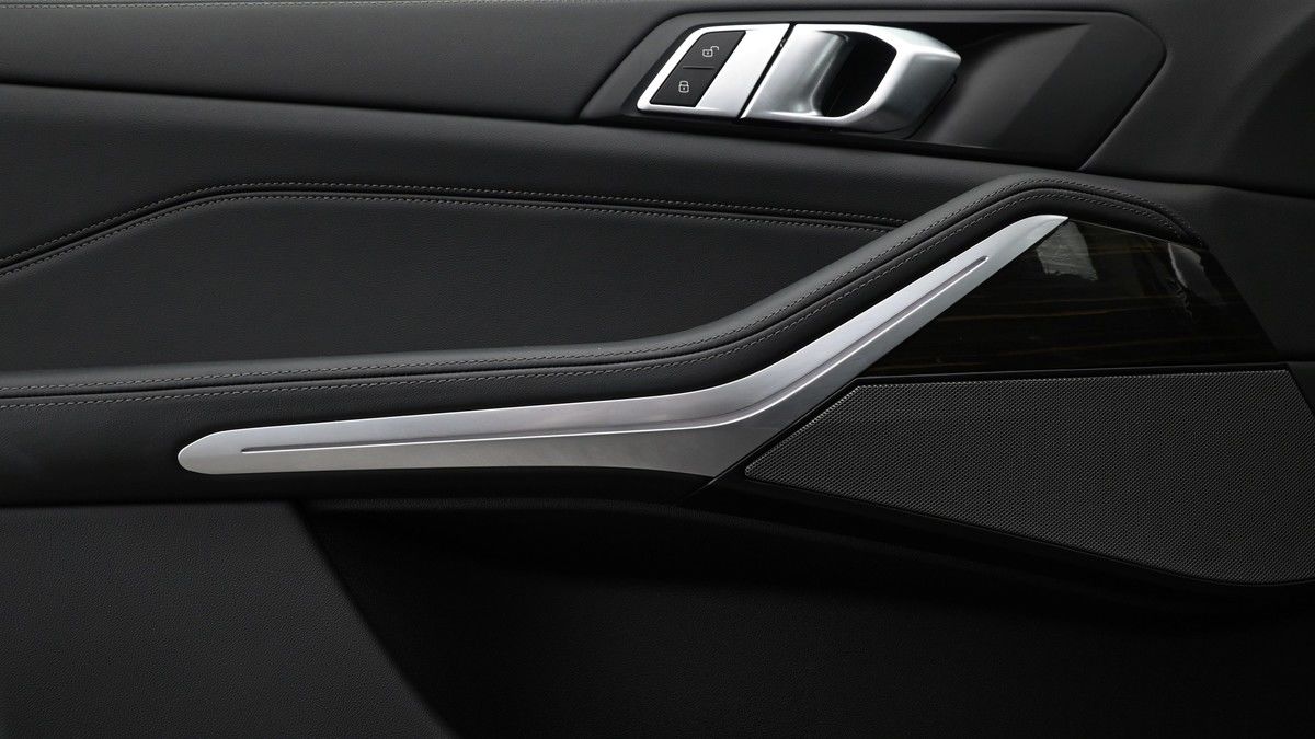 BMW X5 Image 13