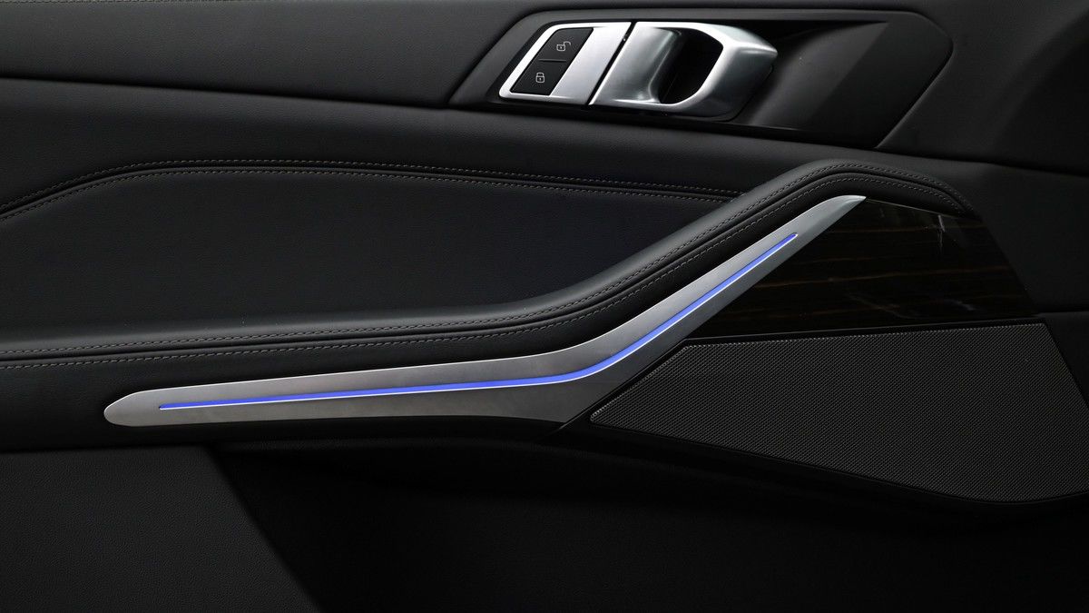BMW X5 Image 13