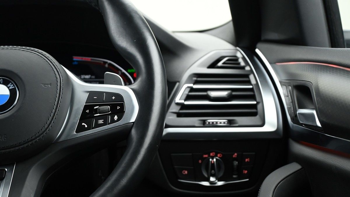 BMW X3 Image 15