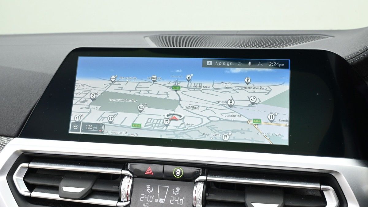 BMW 4 Series Image 11
