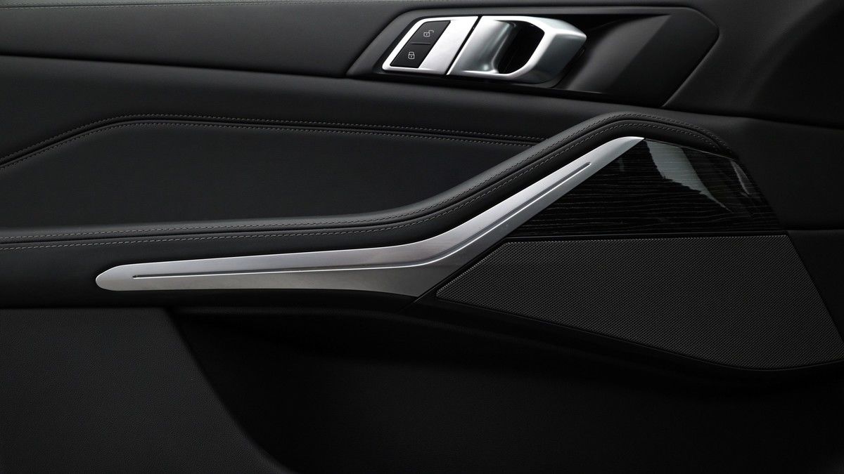 BMW X5 Image 13