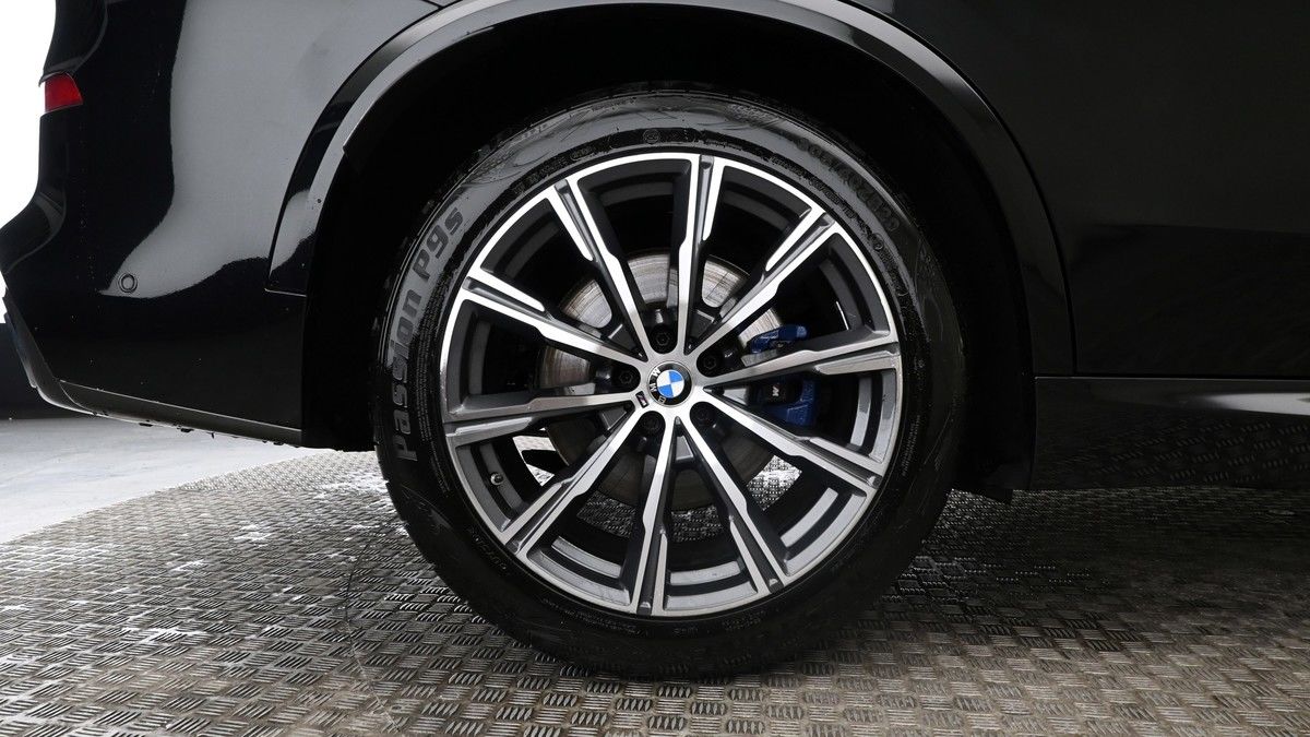 BMW X5 Image 9
