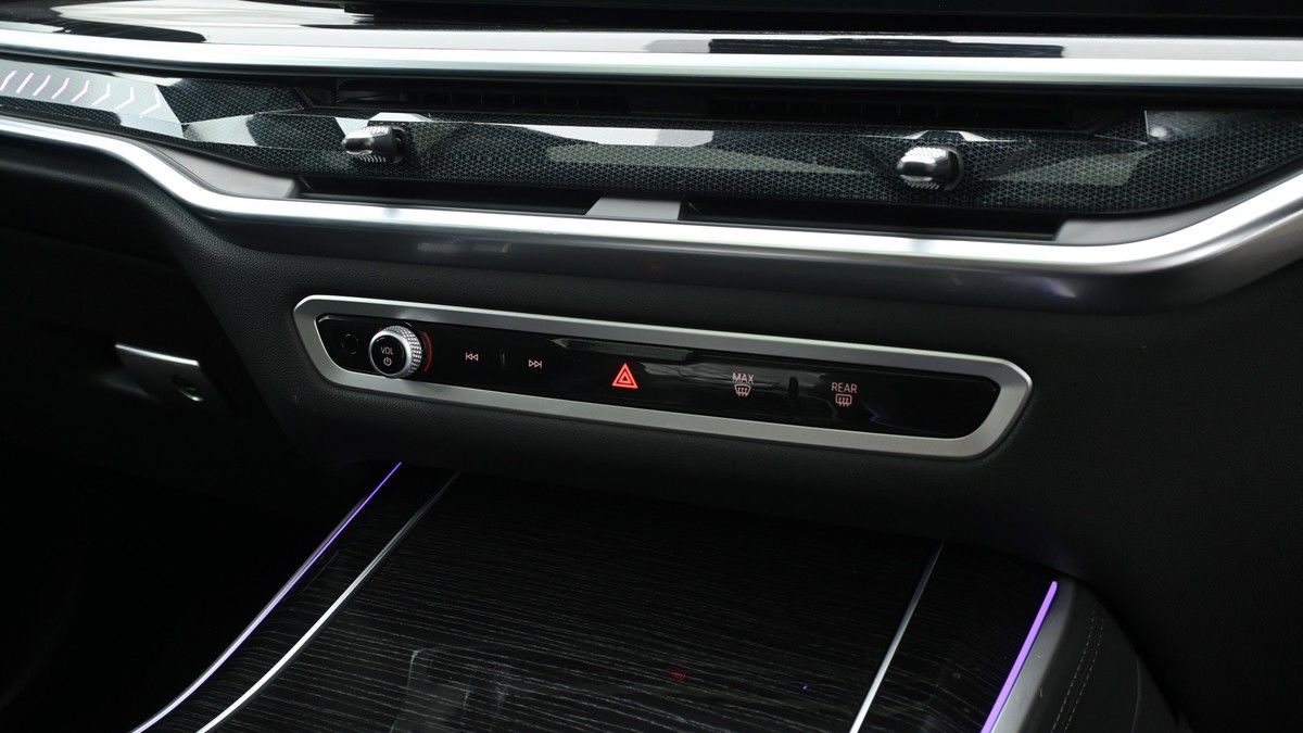 BMW X5 Image 12