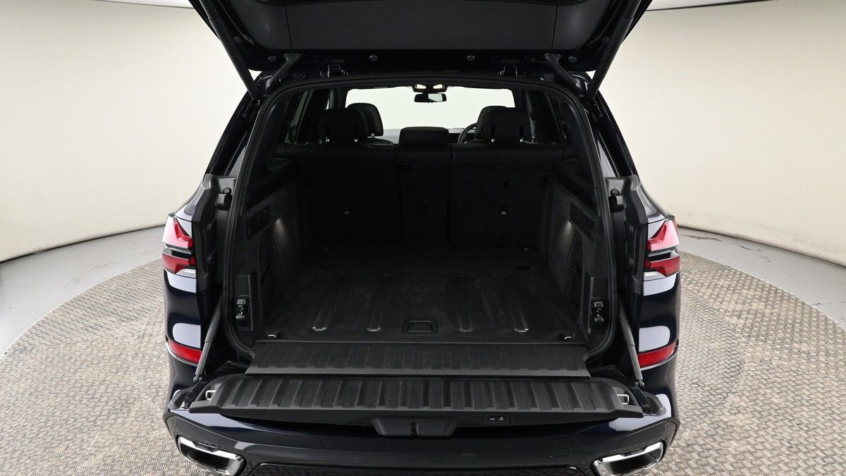 BMW X5 Image 10