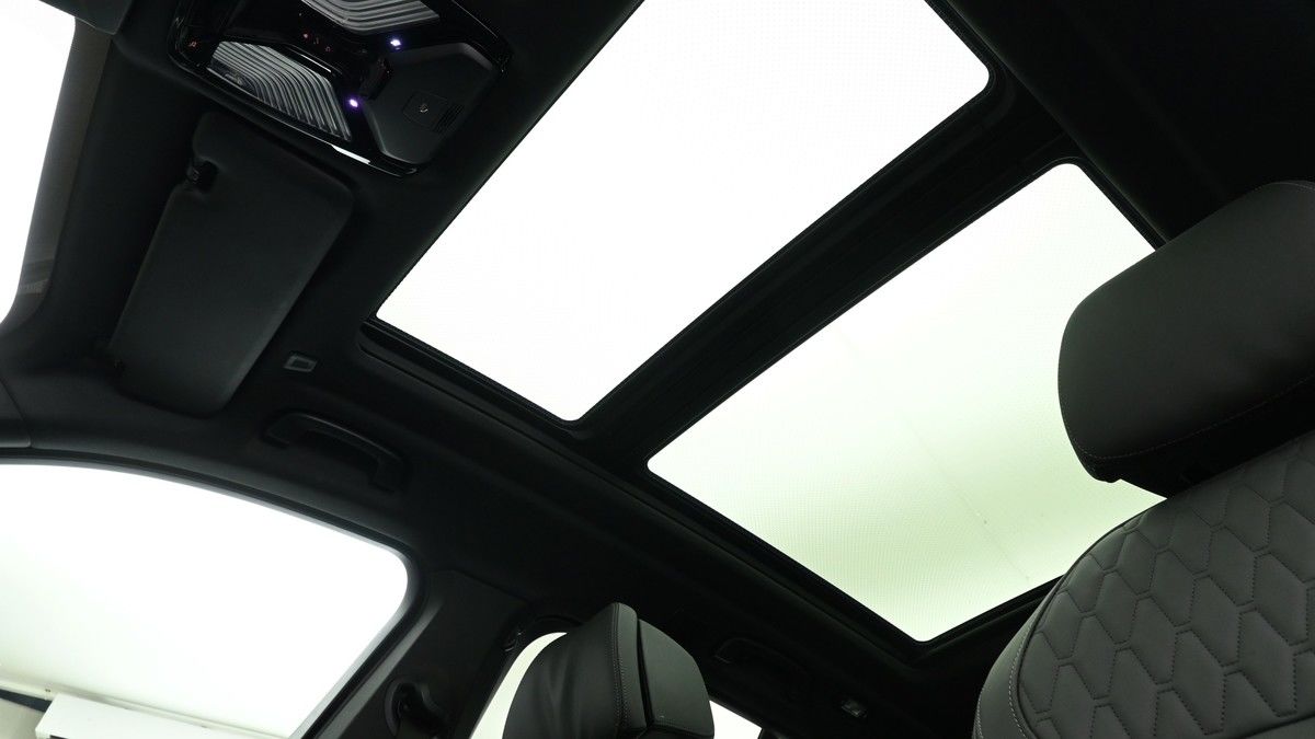 BMW X5 Image 2