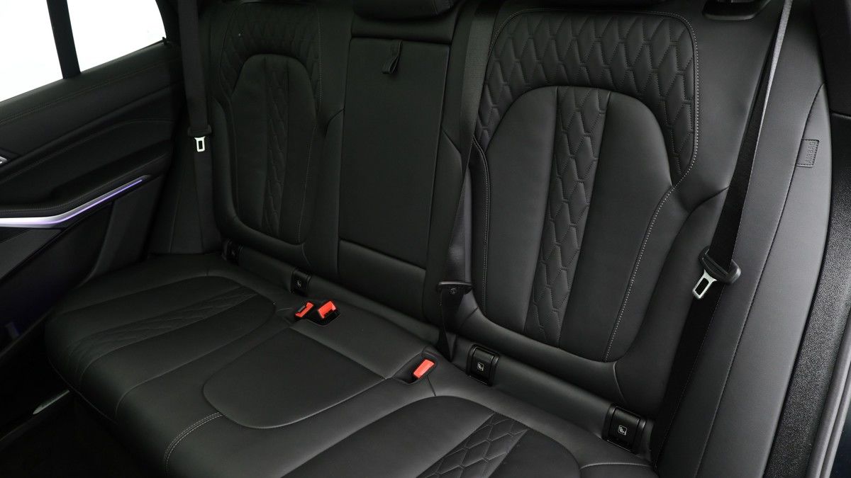 BMW X5 Image 5