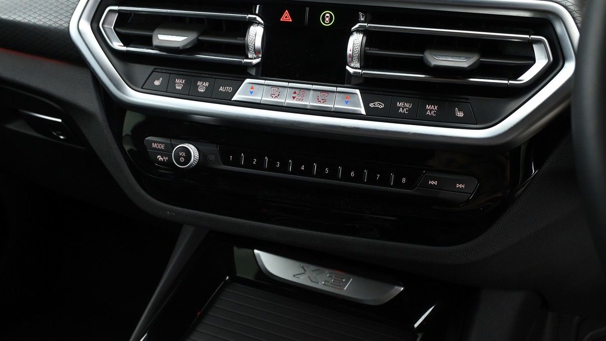 BMW X3 Image 11