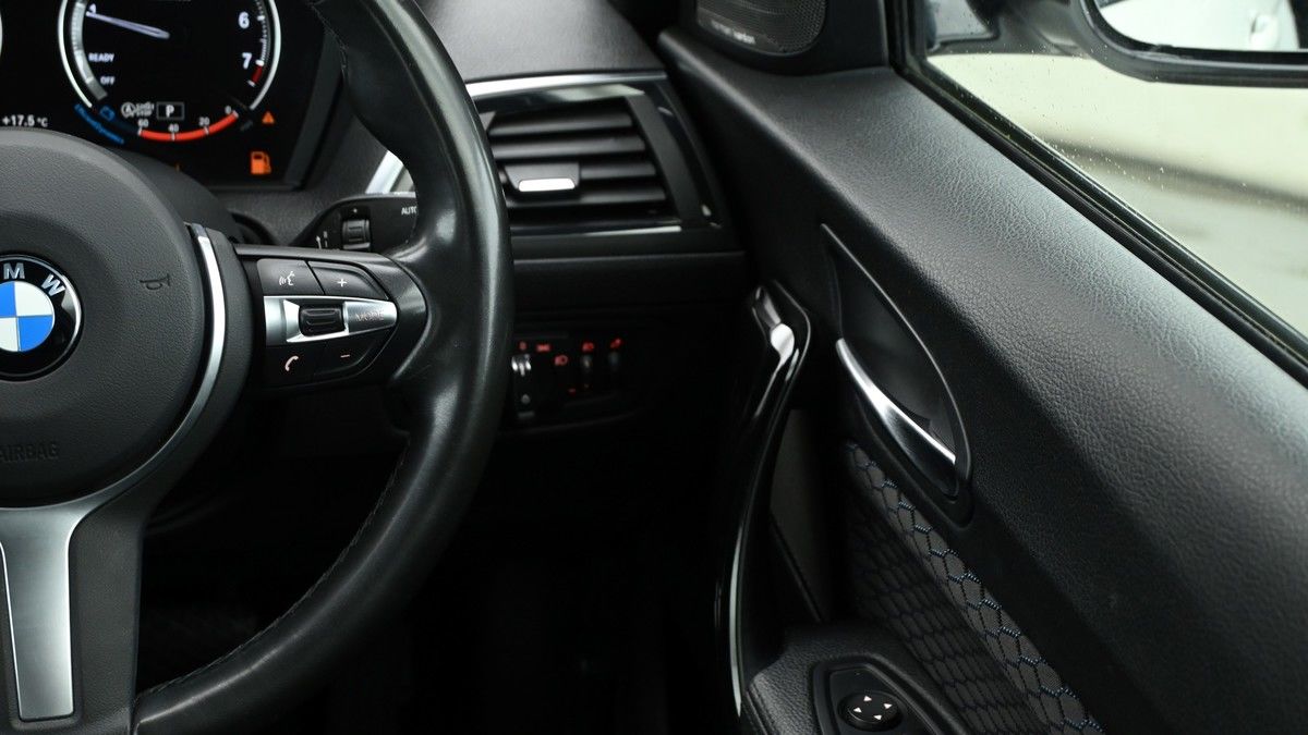 BMW 2 Series Image 15