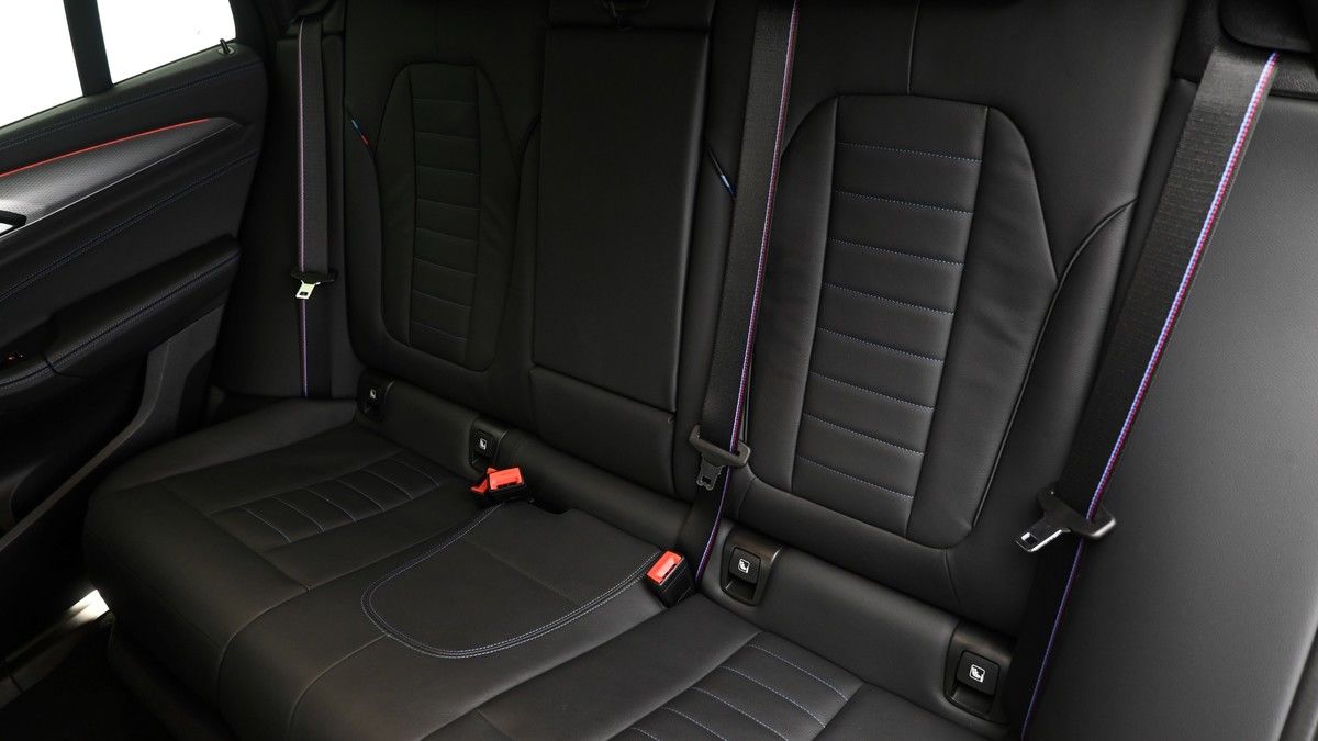 BMW X4 Image 4