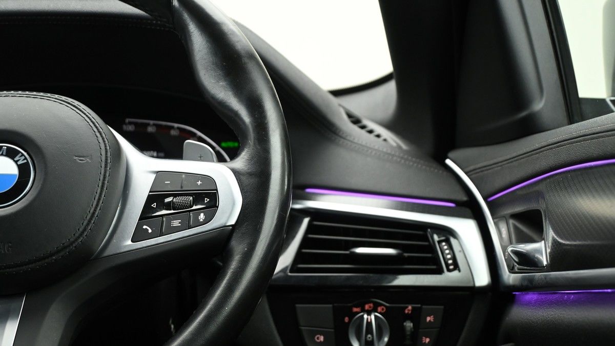 BMW 5 Series Image 15