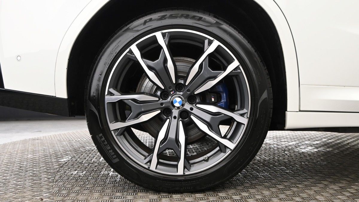 BMW X4 Image 9