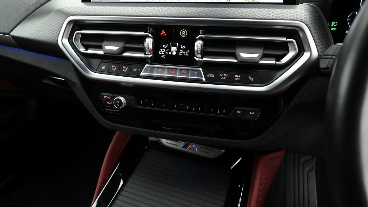 BMW X4 Image 12